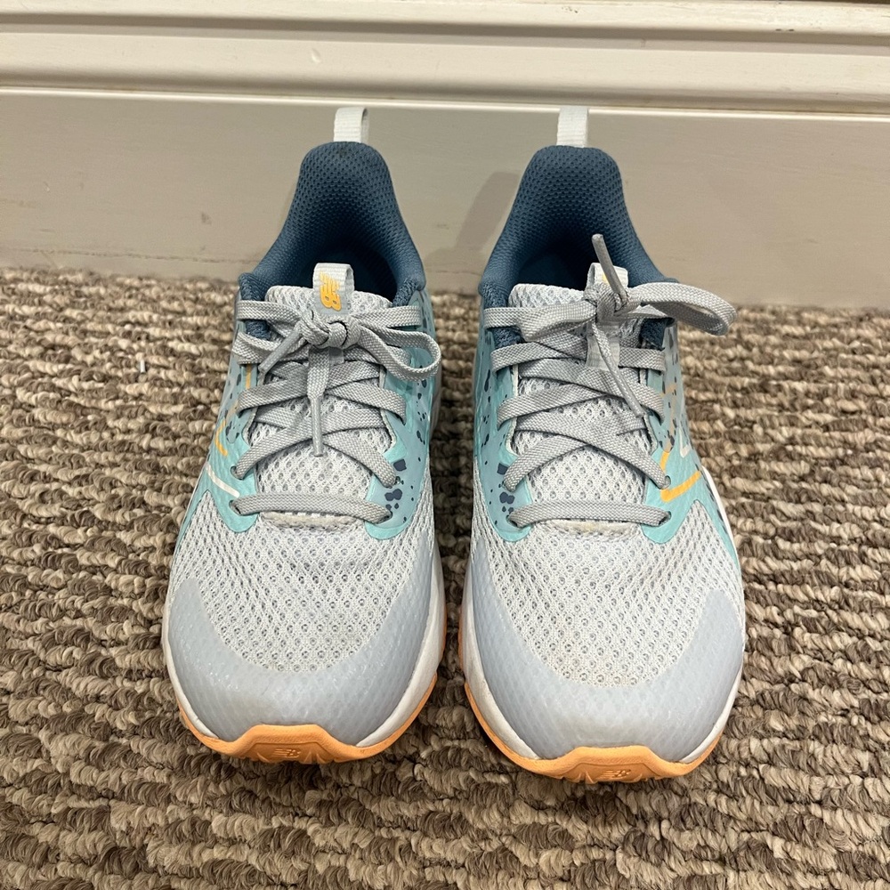 New Balance Girls Sneakers - Picture 2 of 3